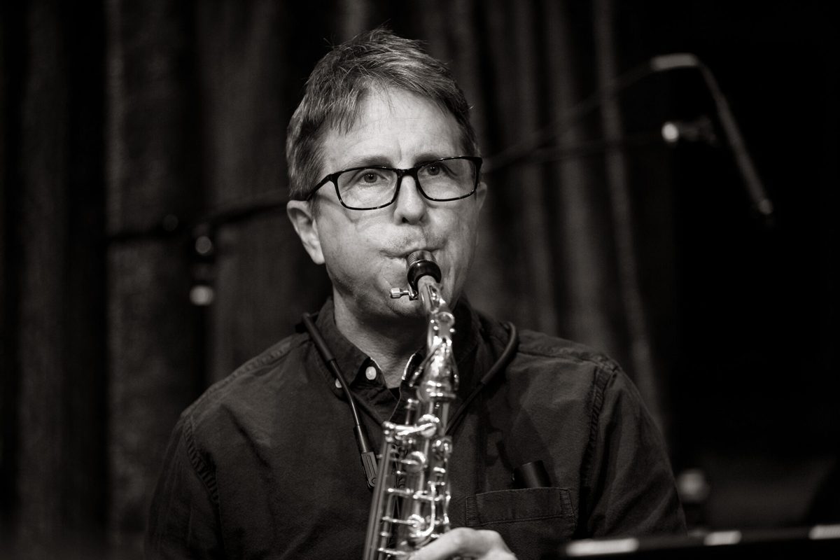 Eric Scheide performing